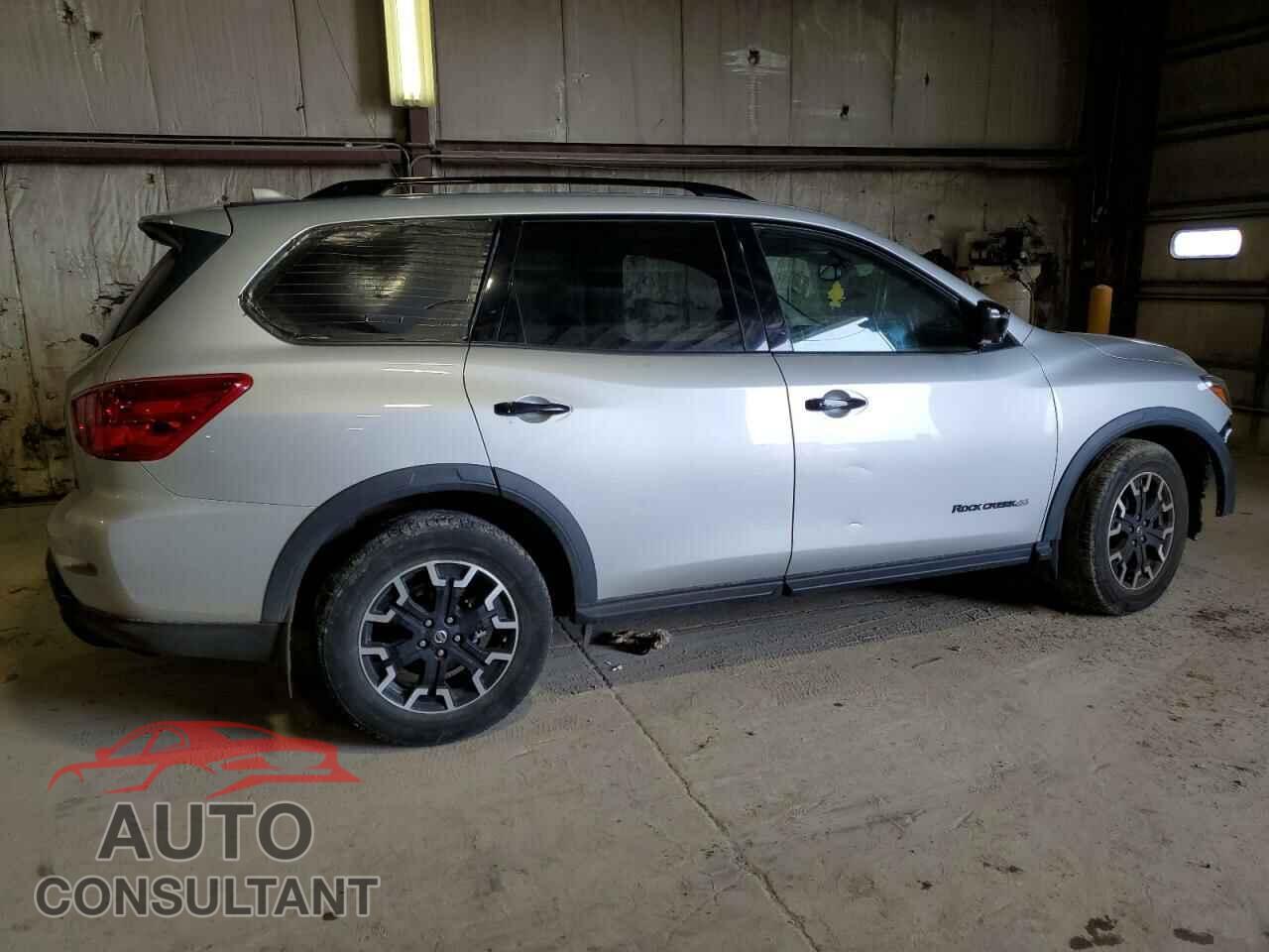 NISSAN PATHFINDER 2020 - 5N1DR2CN5LC603826