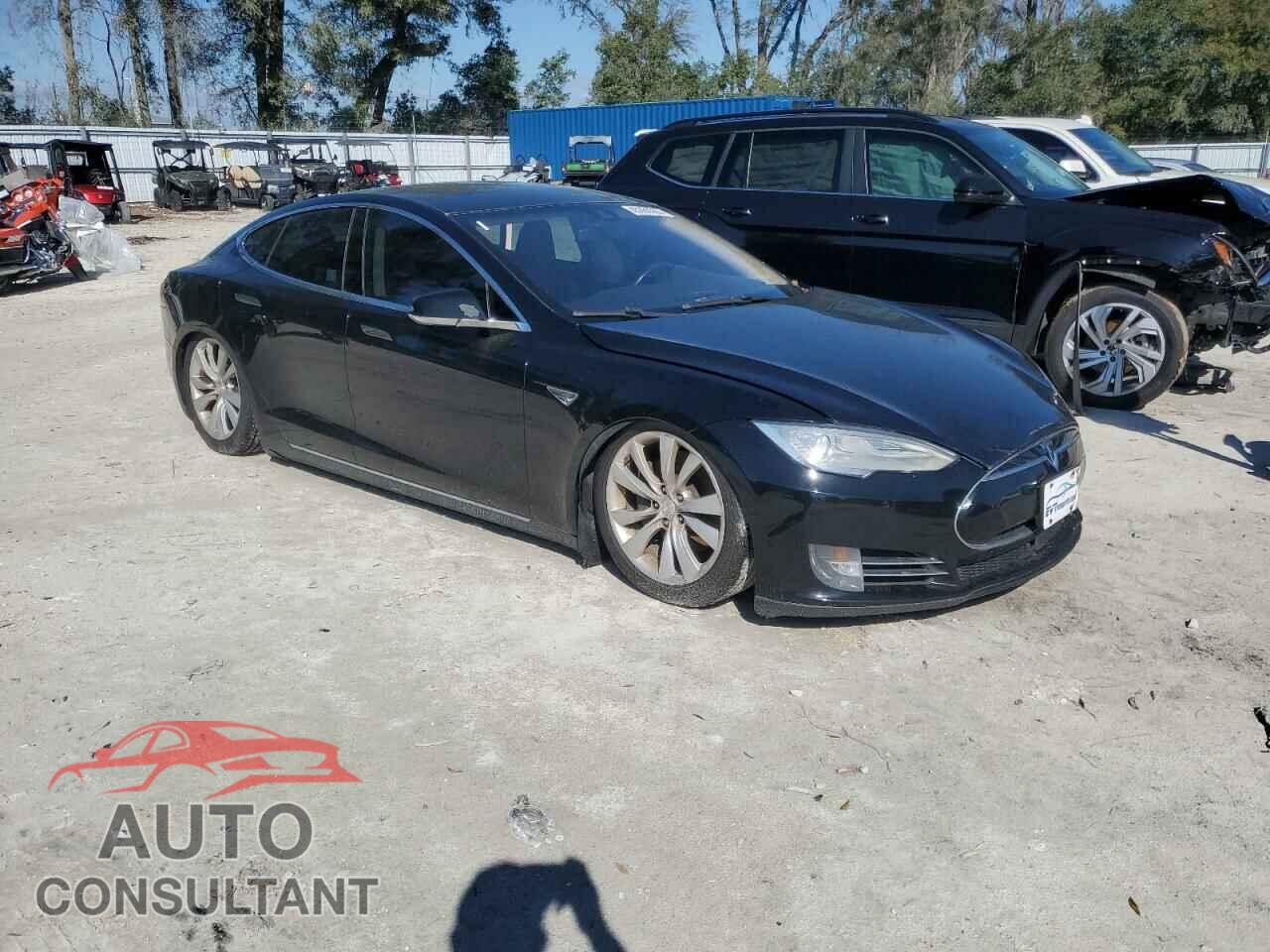 TESLA MODEL S 2015 - 5YJSA1H10FF082508