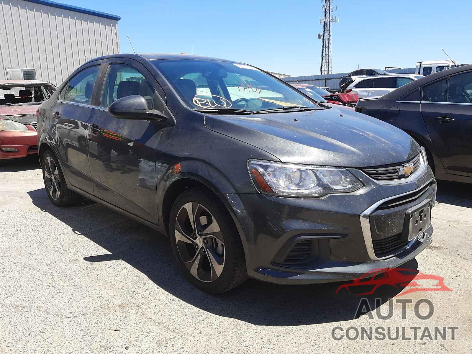 CHEVROLET SONIC 2019 - 1G1JF5SB5K4127636