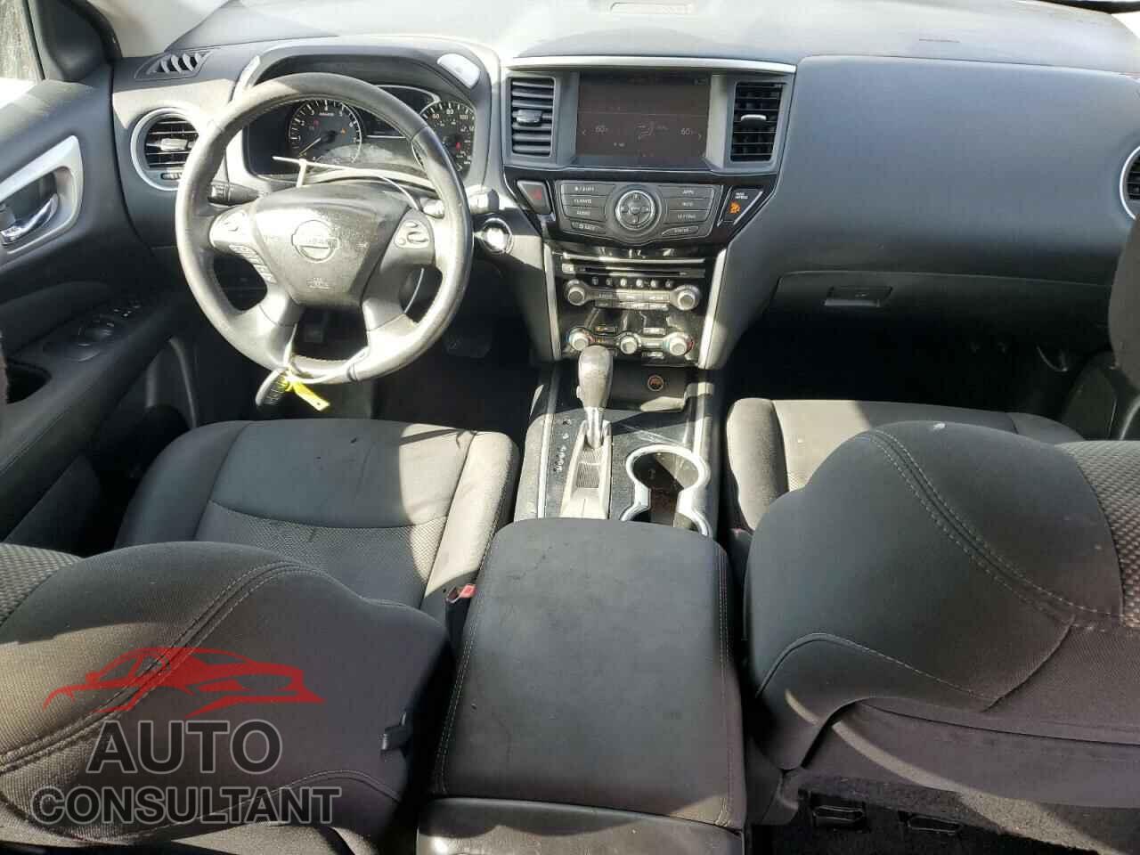 NISSAN PATHFINDER 2017 - 5N1DR2MN1HC652995