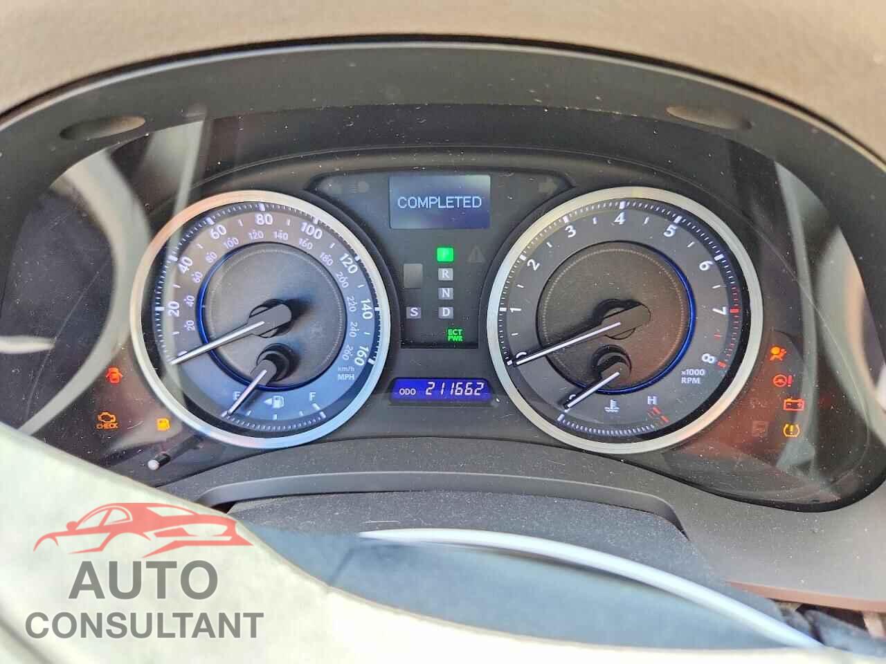 LEXUS IS 2012 - JTHBF5C21C5178040