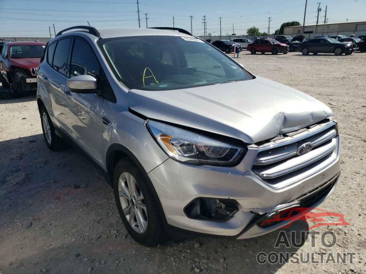 FORD ESCAPE 2018 - 1FMCU0HD3JUA04011