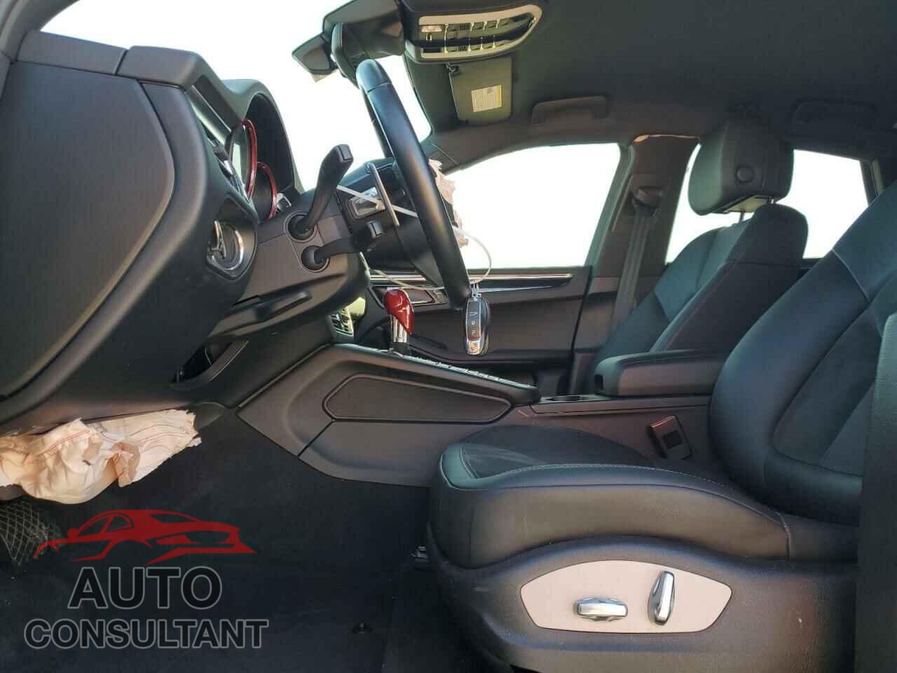 PORSCHE MACAN 2021 - WP1AB2A50MLB36670