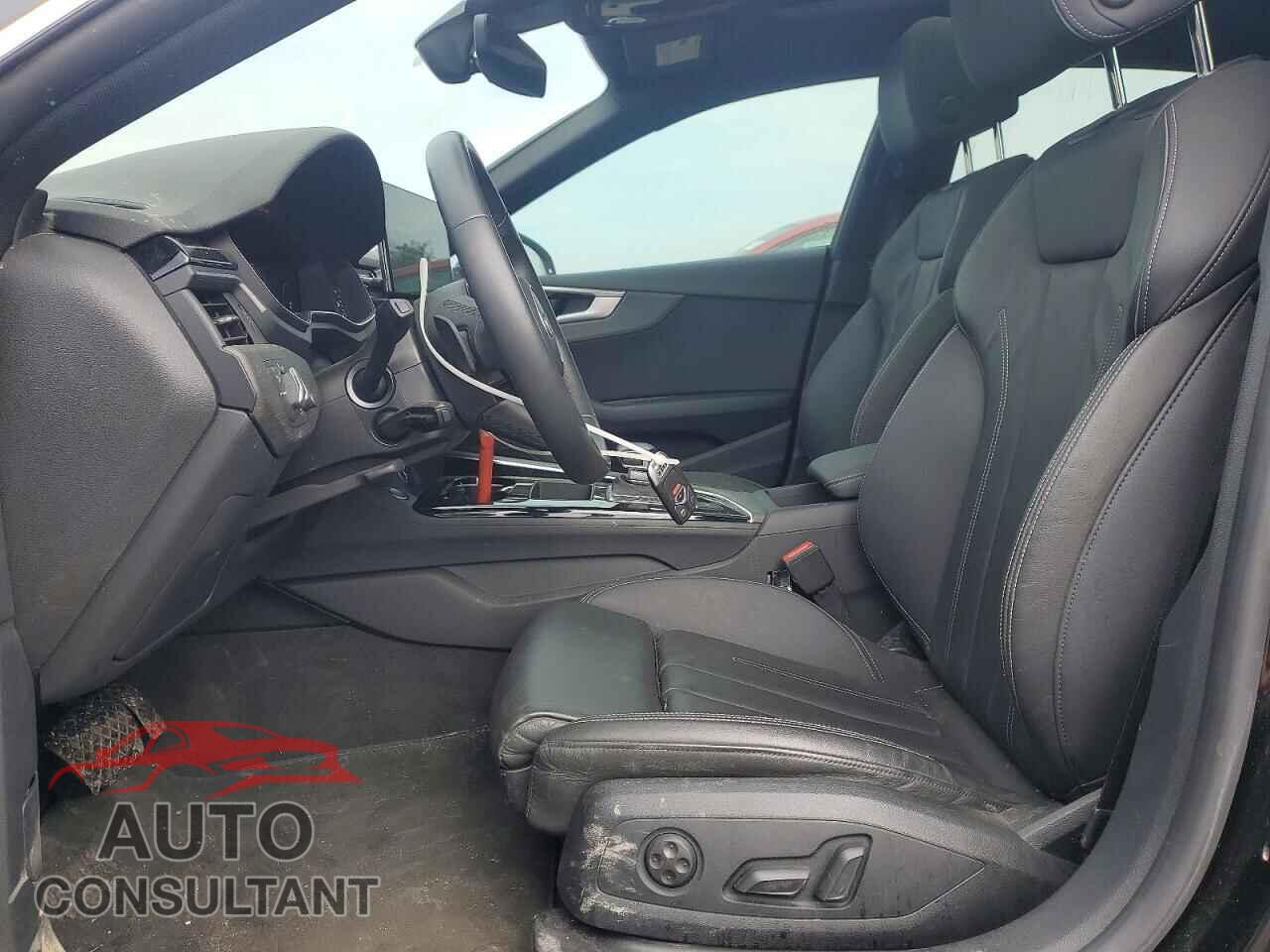 AUDI A5 2023 - WAUDACF53PA042957
