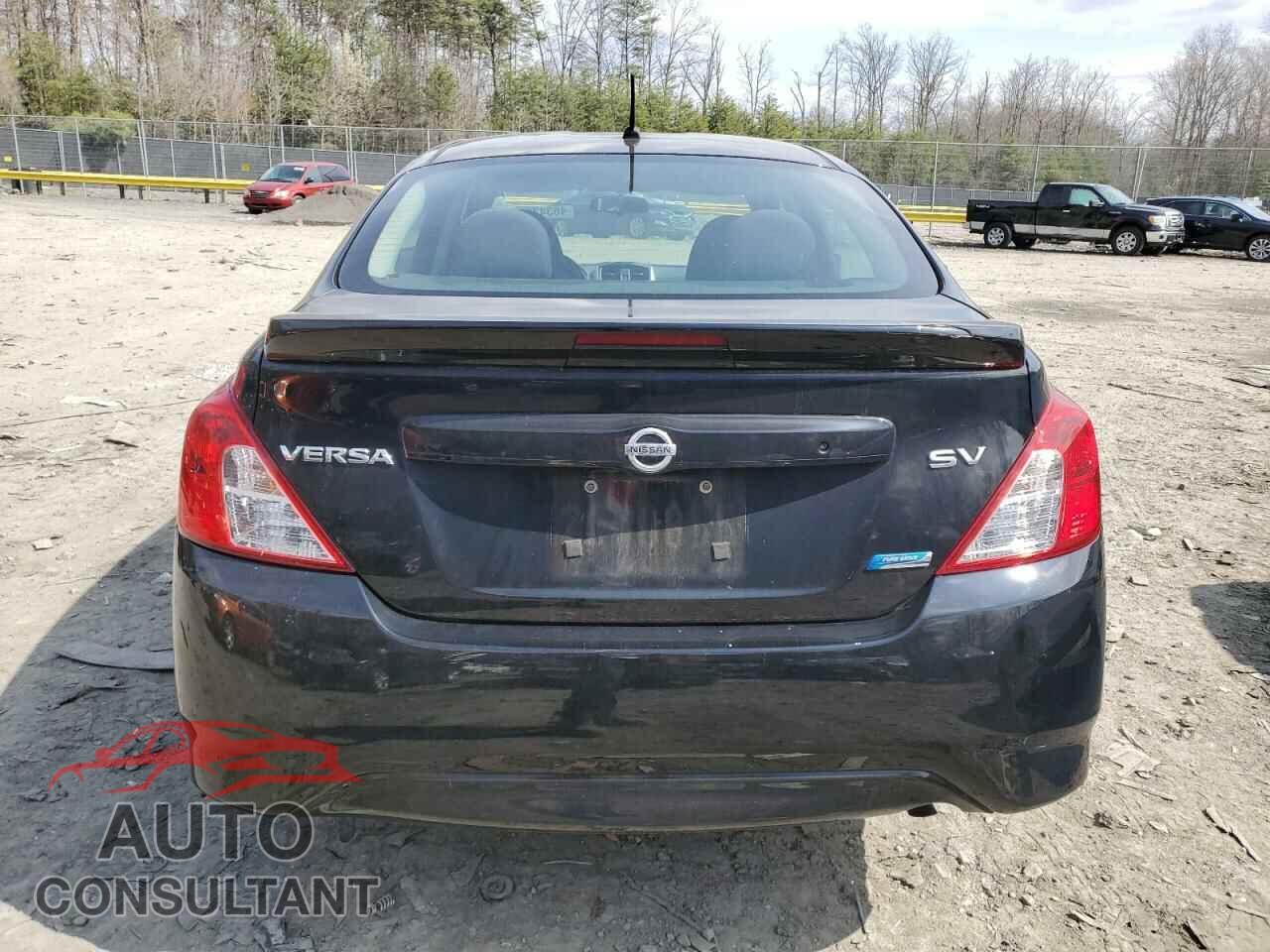 NISSAN VERSA 2015 - 3N1CN7AP2FL935313