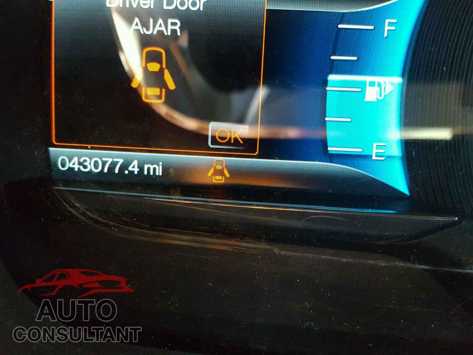FORD TAURUS 2016 - 1FAHP2E83GG108905