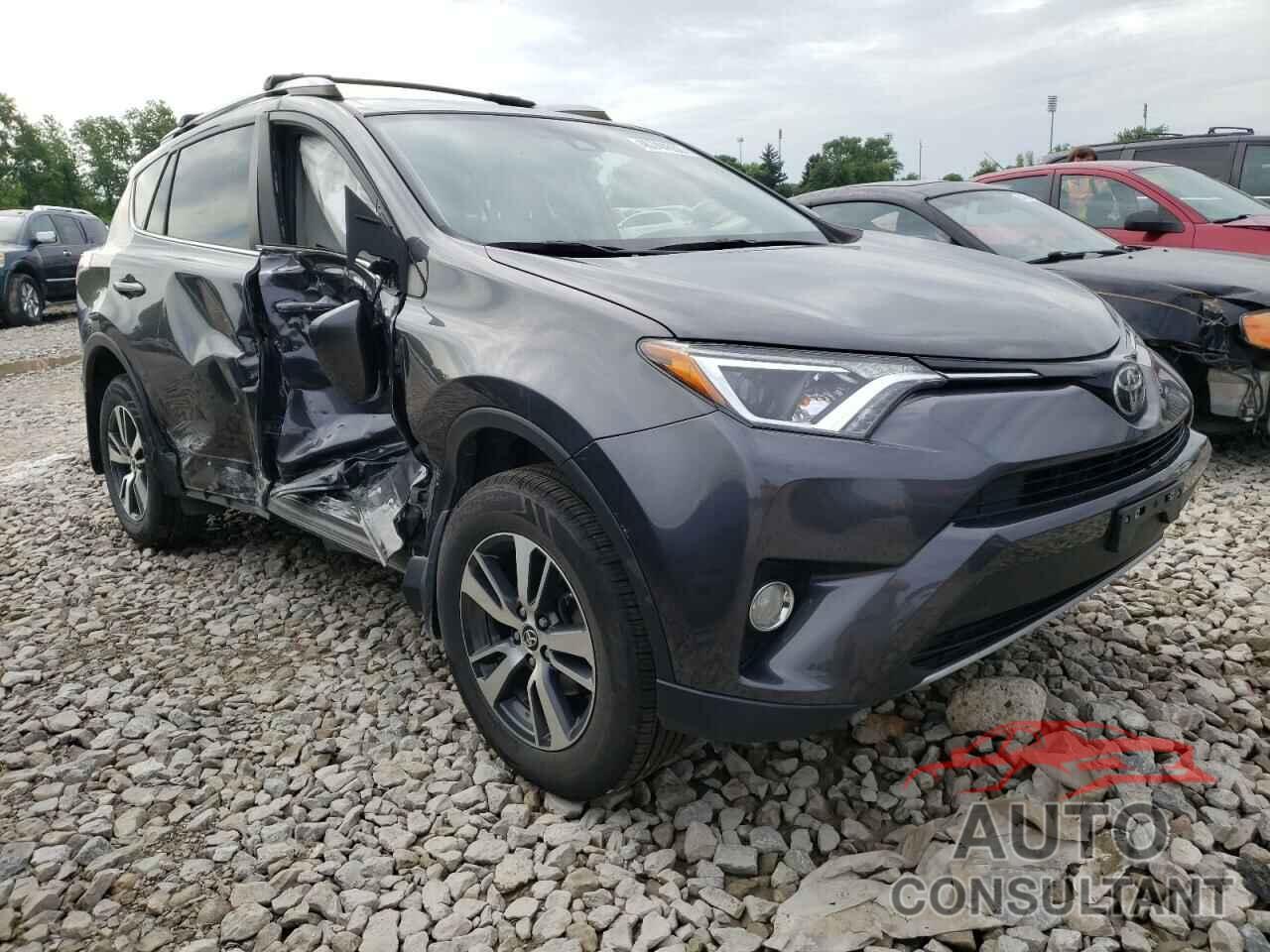 TOYOTA RAV4 2018 - JTMRFREV9JJ216861