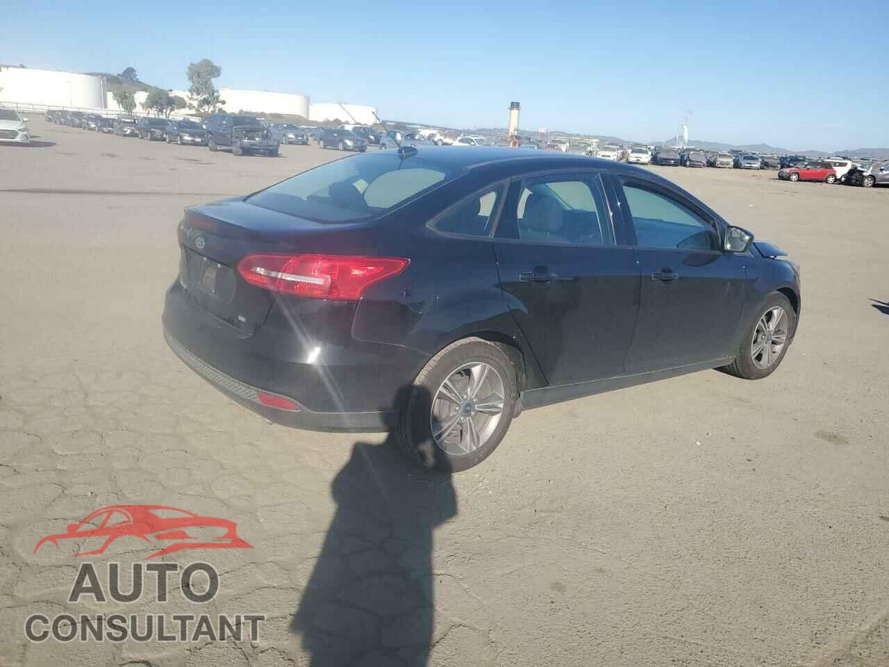 FORD FOCUS 2018 - 1FADP3F21JL288026