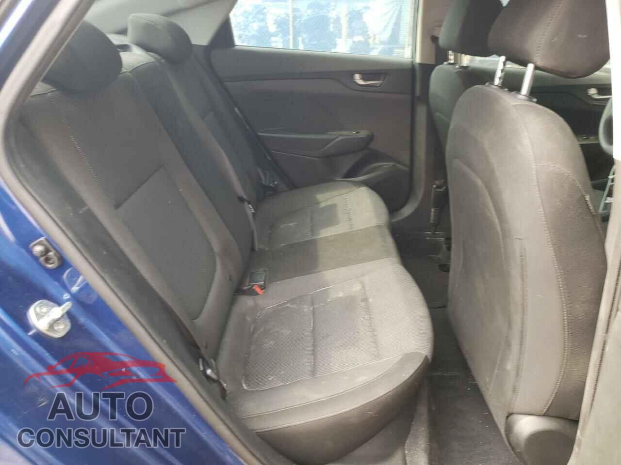 HYUNDAI ACCENT 2018 - 3KPC24A35JE031972