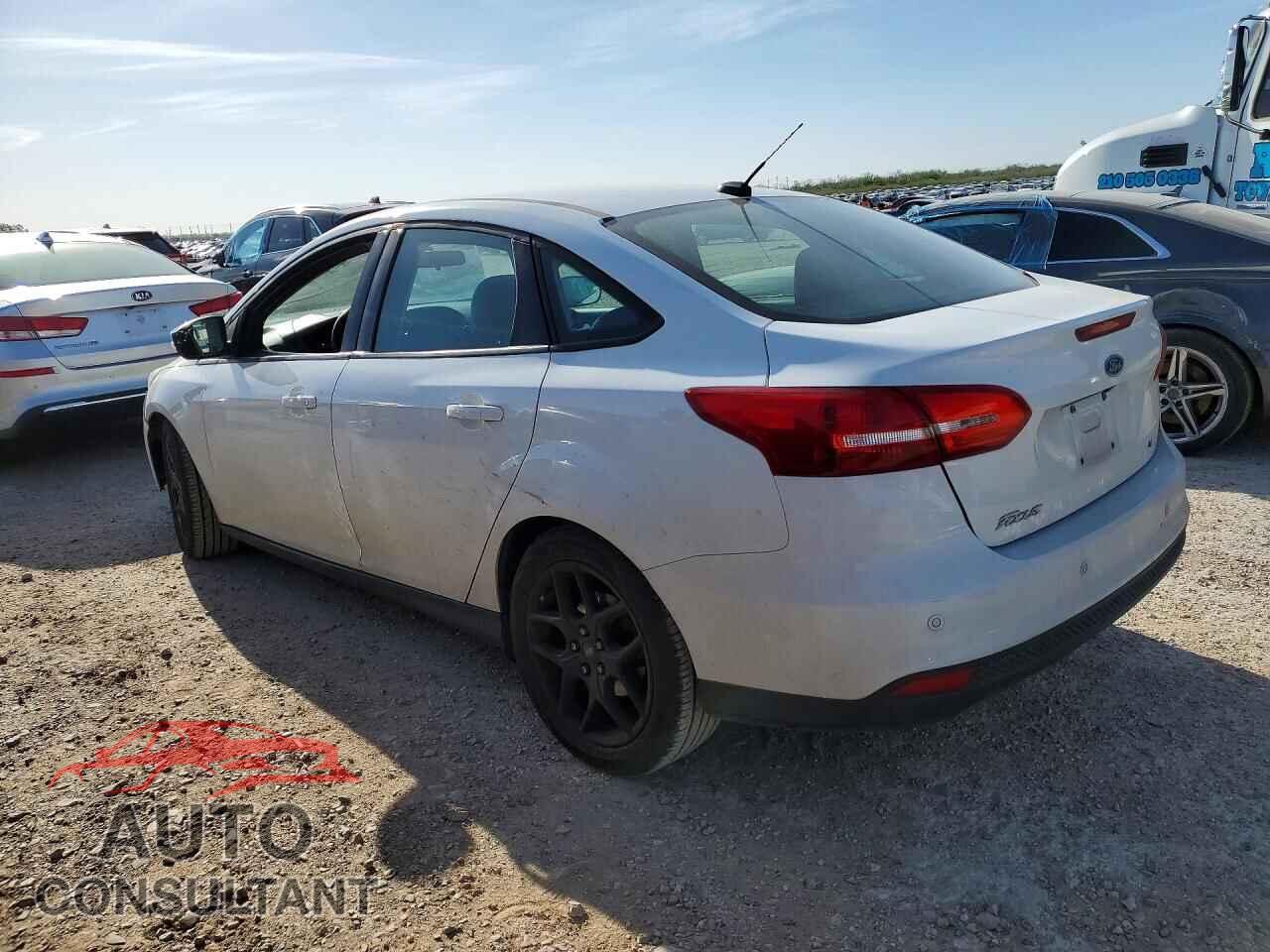 FORD FOCUS 2016 - 1FADP3F27GL407352