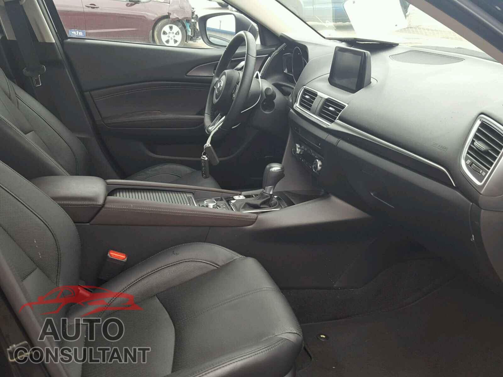 MAZDA 3 2017 - JM1BN1W32H1126044