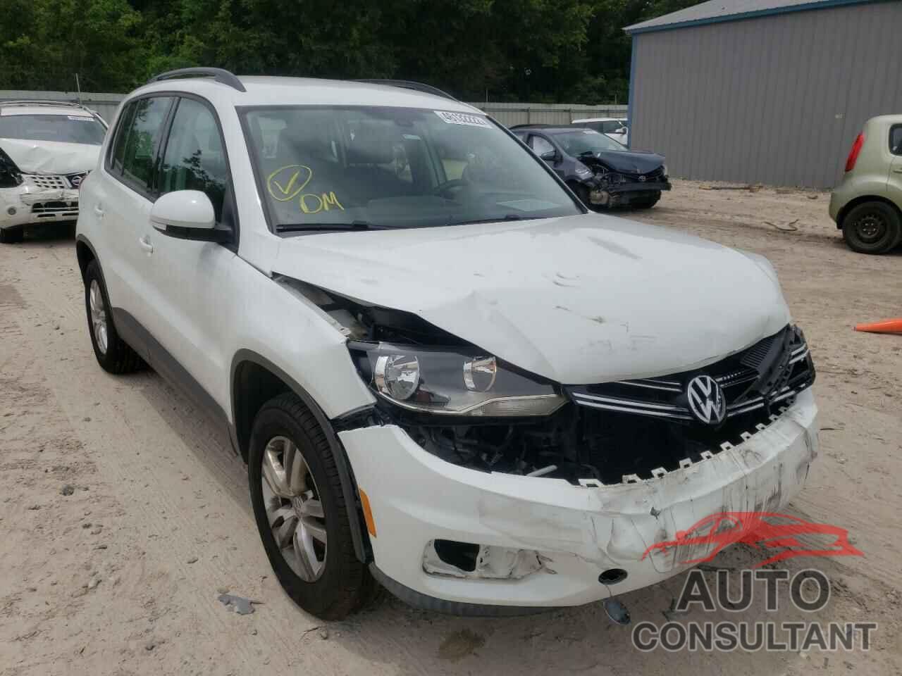 VOLKSWAGEN TIGUAN 2016 - WVGAV7AX4GW513474