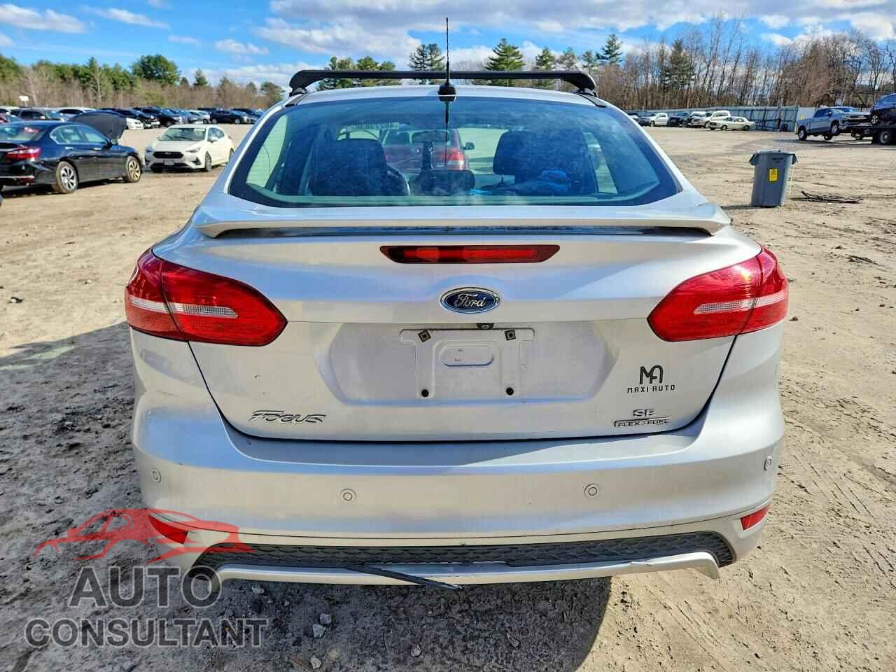 FORD FOCUS 2015 - 1FADP3F20FL286209