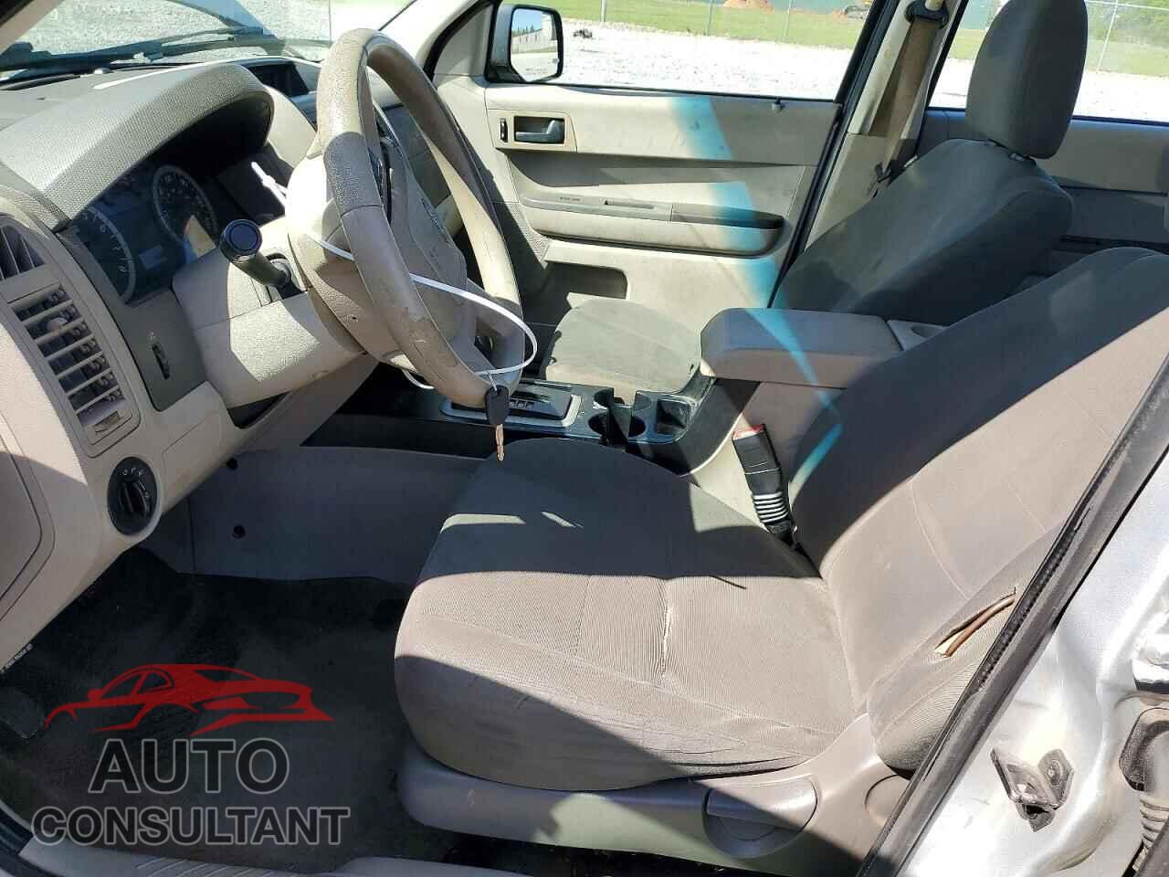 FORD ESCAPE 2010 - 1FMCU0C70AKD47081
