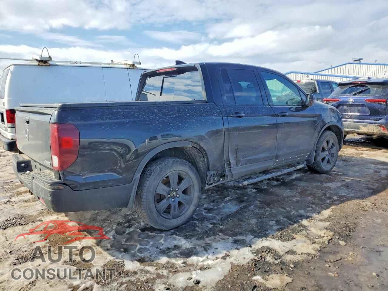 HONDA RIDGELINE 2018 - 5FPYK3F82JB010776