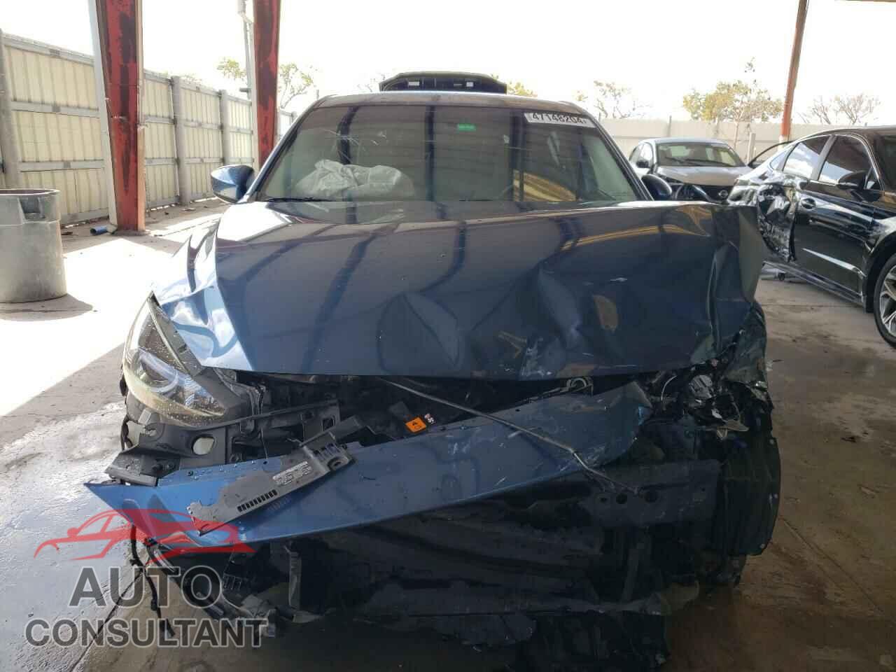 MAZDA 3 2017 - 3MZBN1K72HM100827