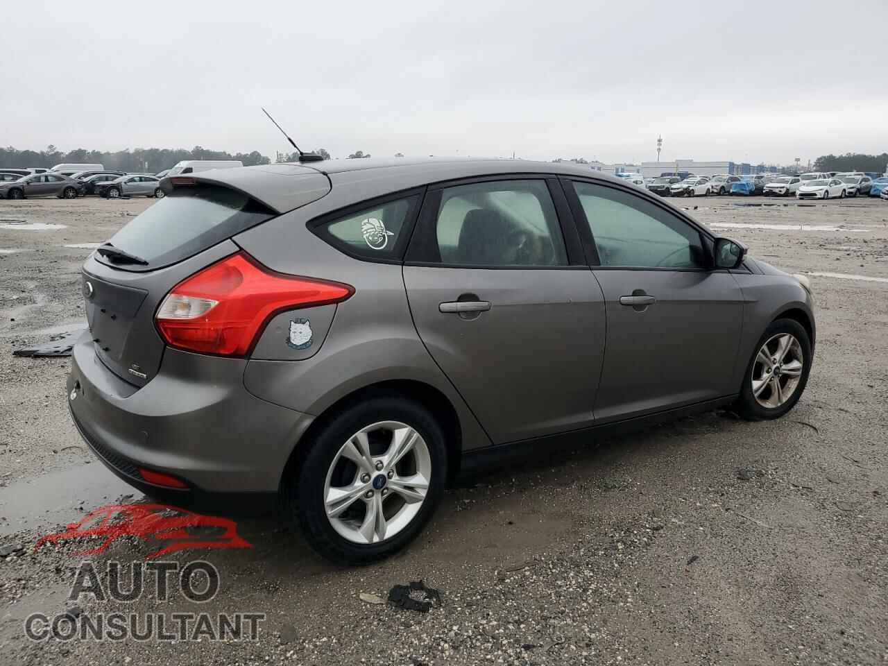 FORD FOCUS 2013 - 1FADP3K26DL259731