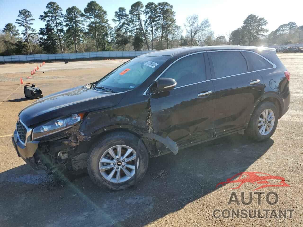 KIA SORENTO 2019 - 5XYPG4A50KG494000