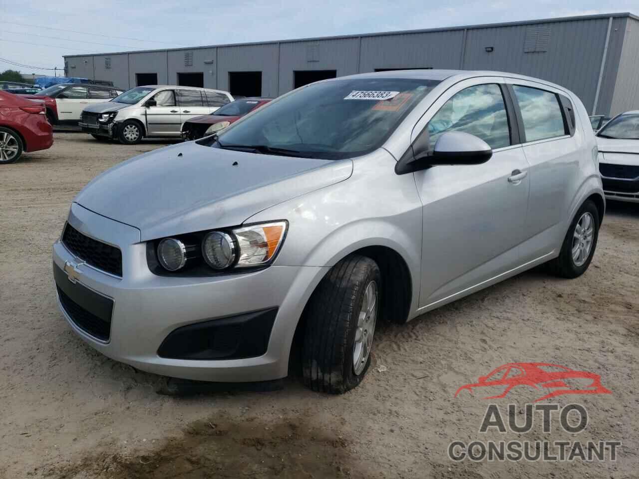 CHEVROLET SONIC 2016 - 1G1JC6SH2G4143724