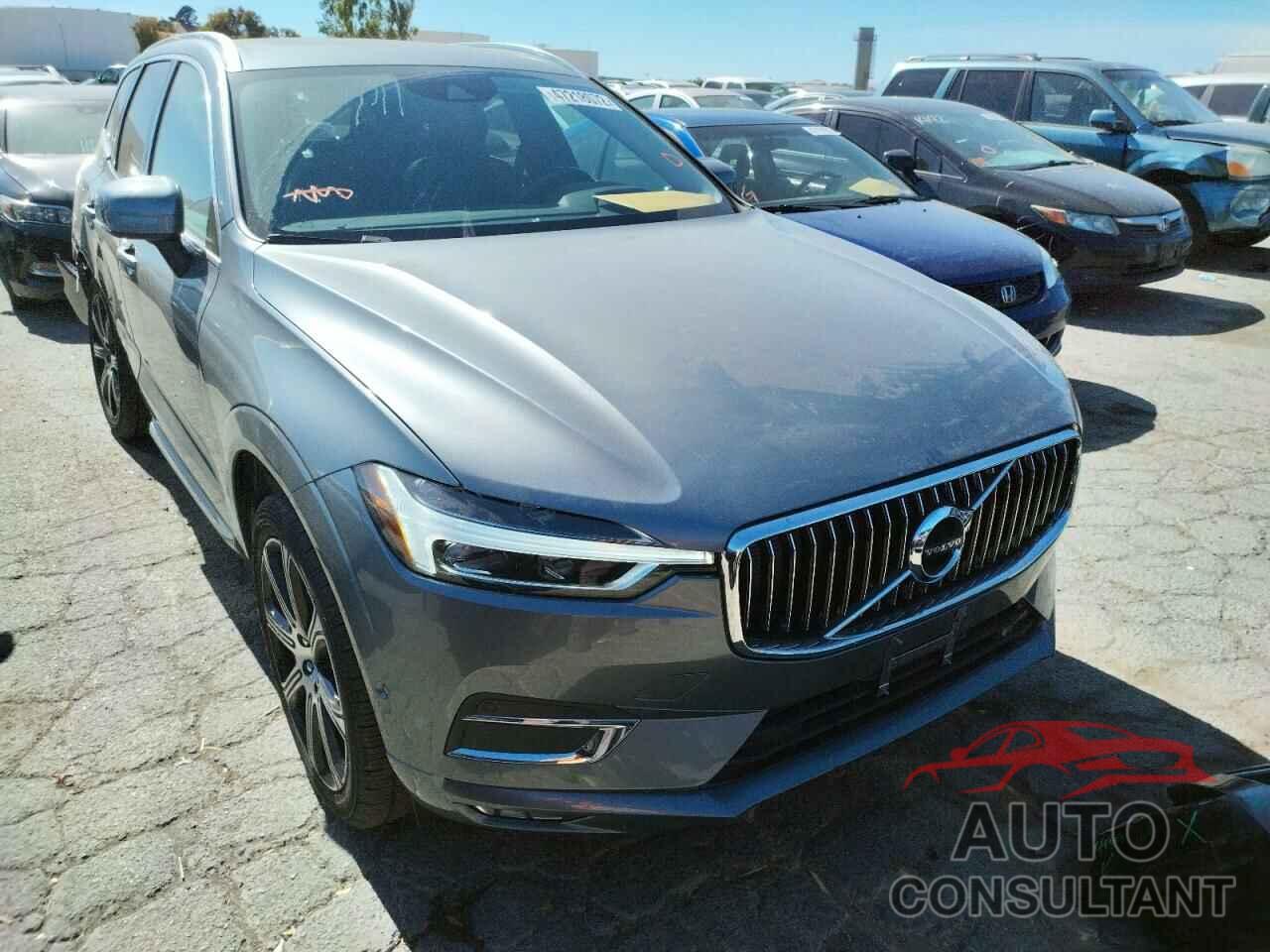 VOLVO XC60 2018 - YV4102RLXJ1096192