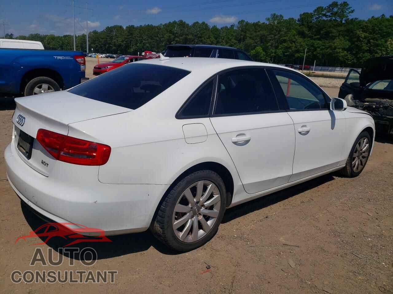 AUDI A4 2013 - WAUAFAFL2DN016040