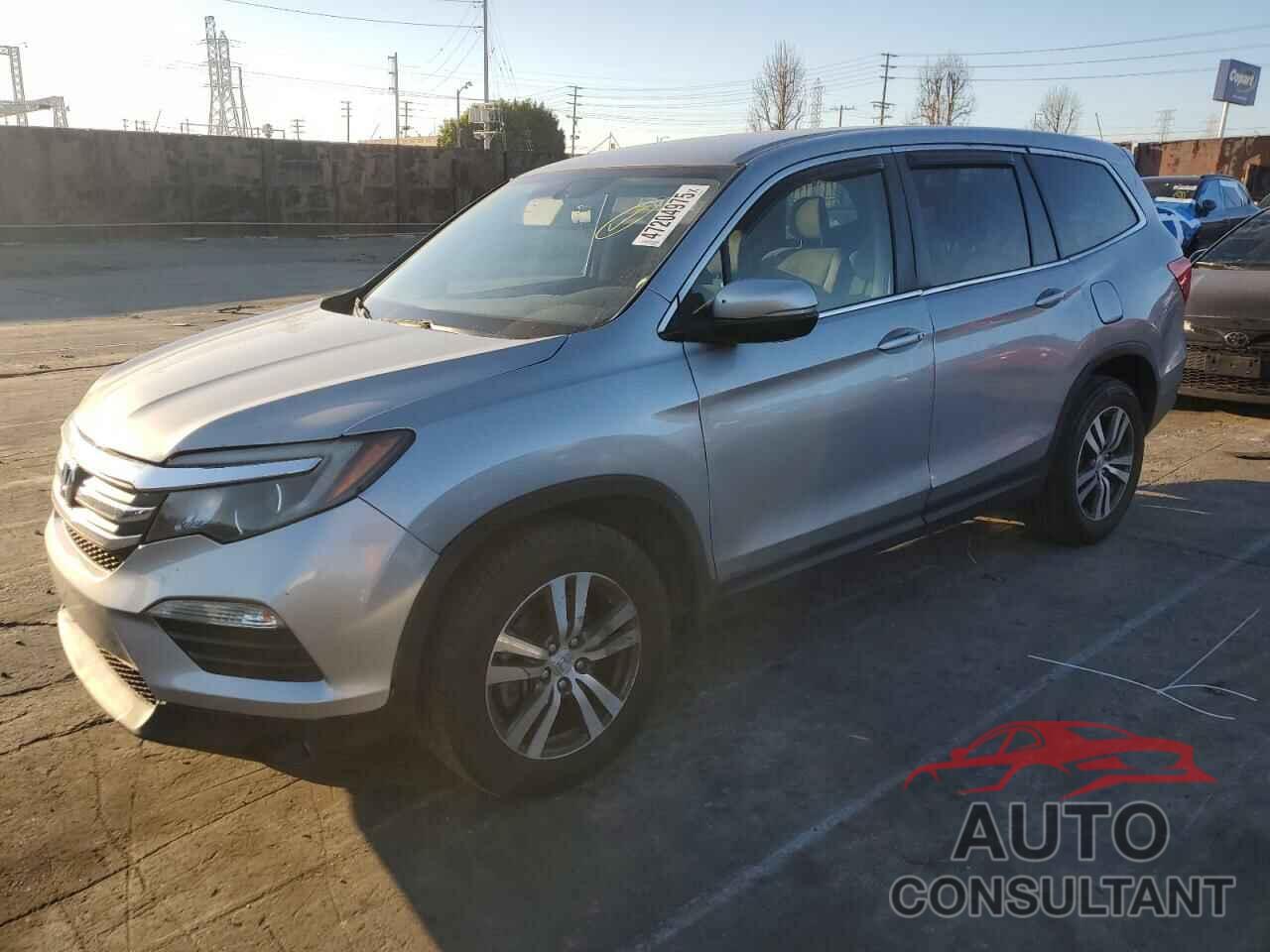 HONDA PILOT 2018 - 5FNYF5H35JB015030