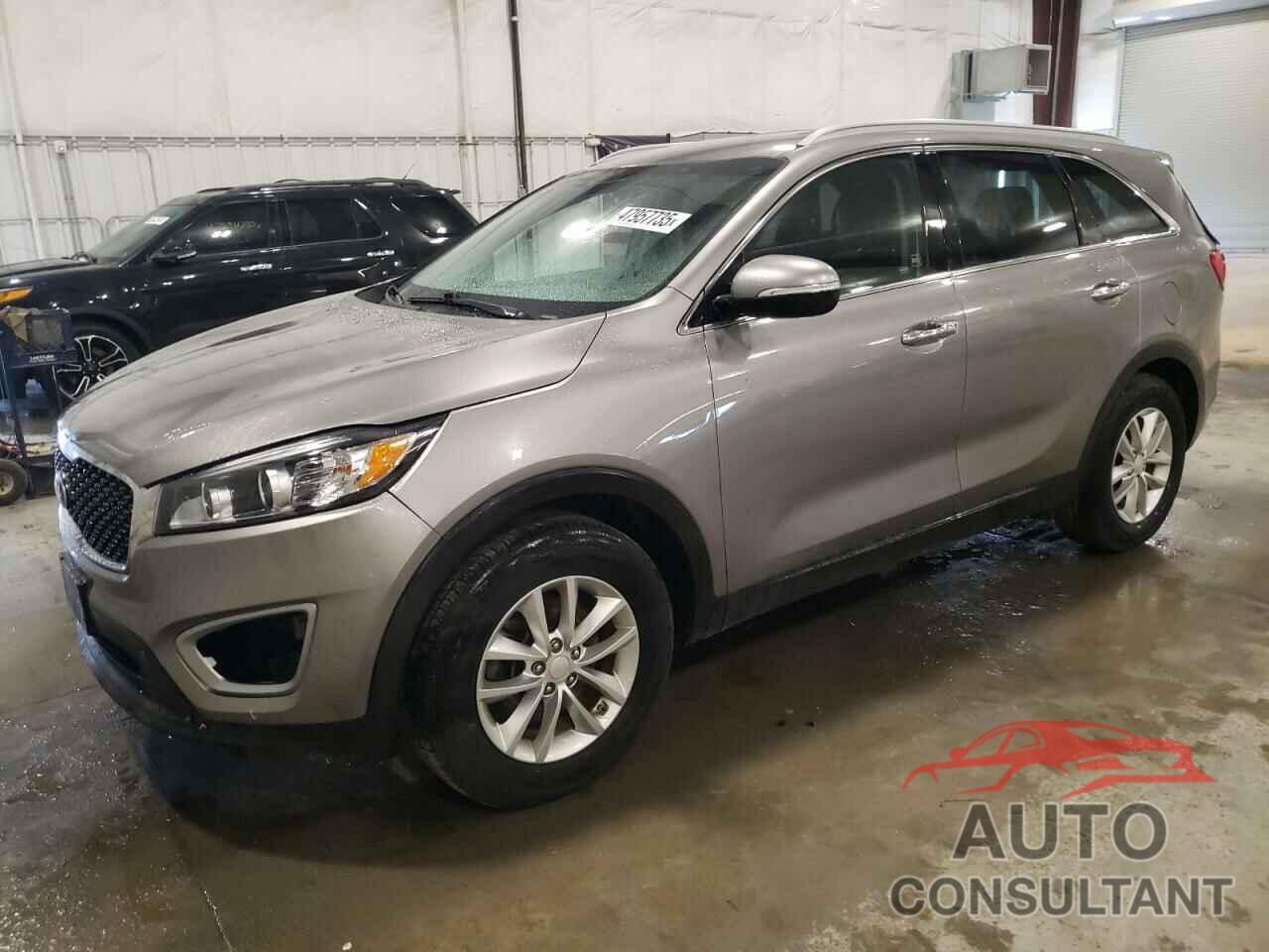 KIA SORENTO 2017 - 5XYPG4A37HG212023