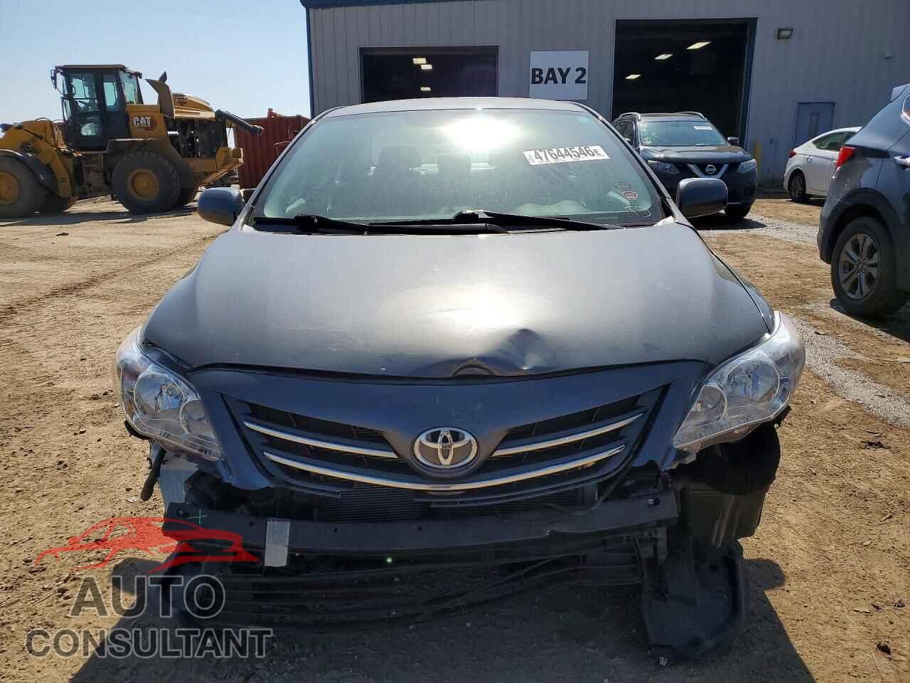 TOYOTA COROLLA 2013 - 2T1BU4EE2DC008024