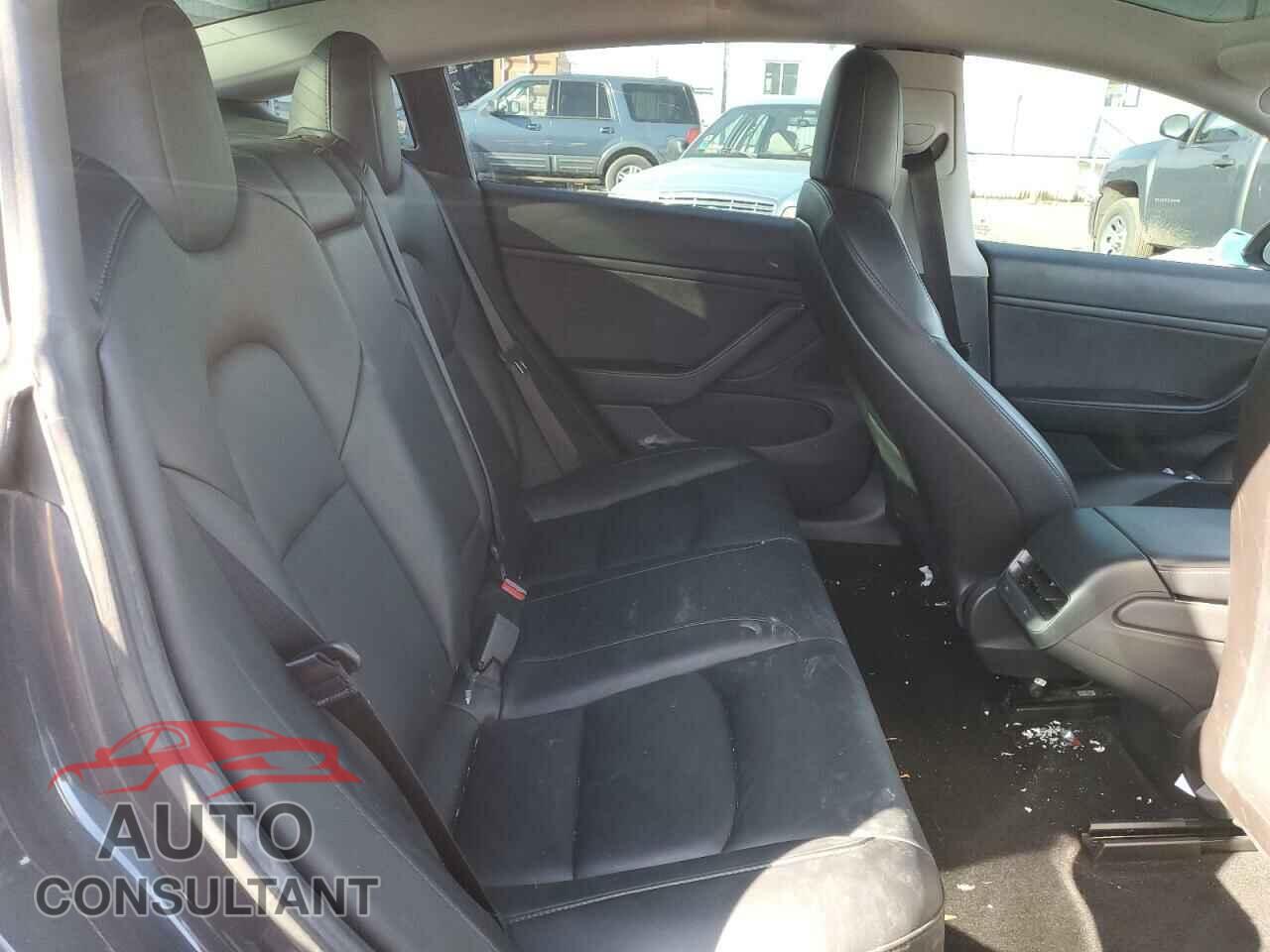 TESLA MODEL 3 2019 - 5YJ3E1EB8KF386962