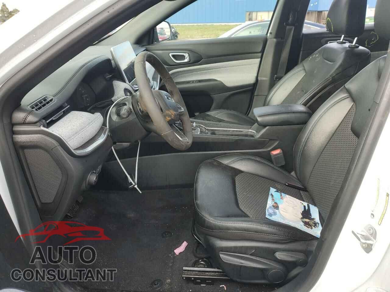 JEEP COMPASS 2023 - 3C4NJDBN8PT553107