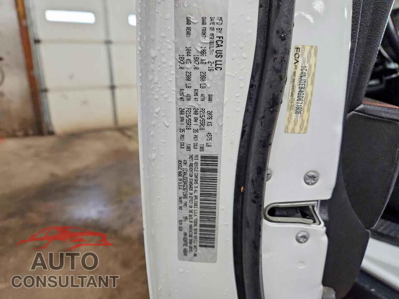 JEEP COMPASS 2016 - 1C4NJDEB4GD671906