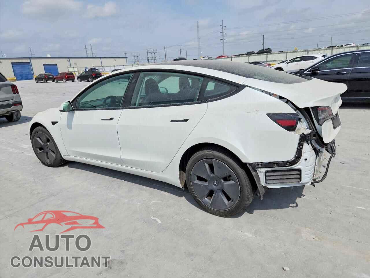 TESLA MODEL 3 2023 - 5YJ3E1EA9PF489855