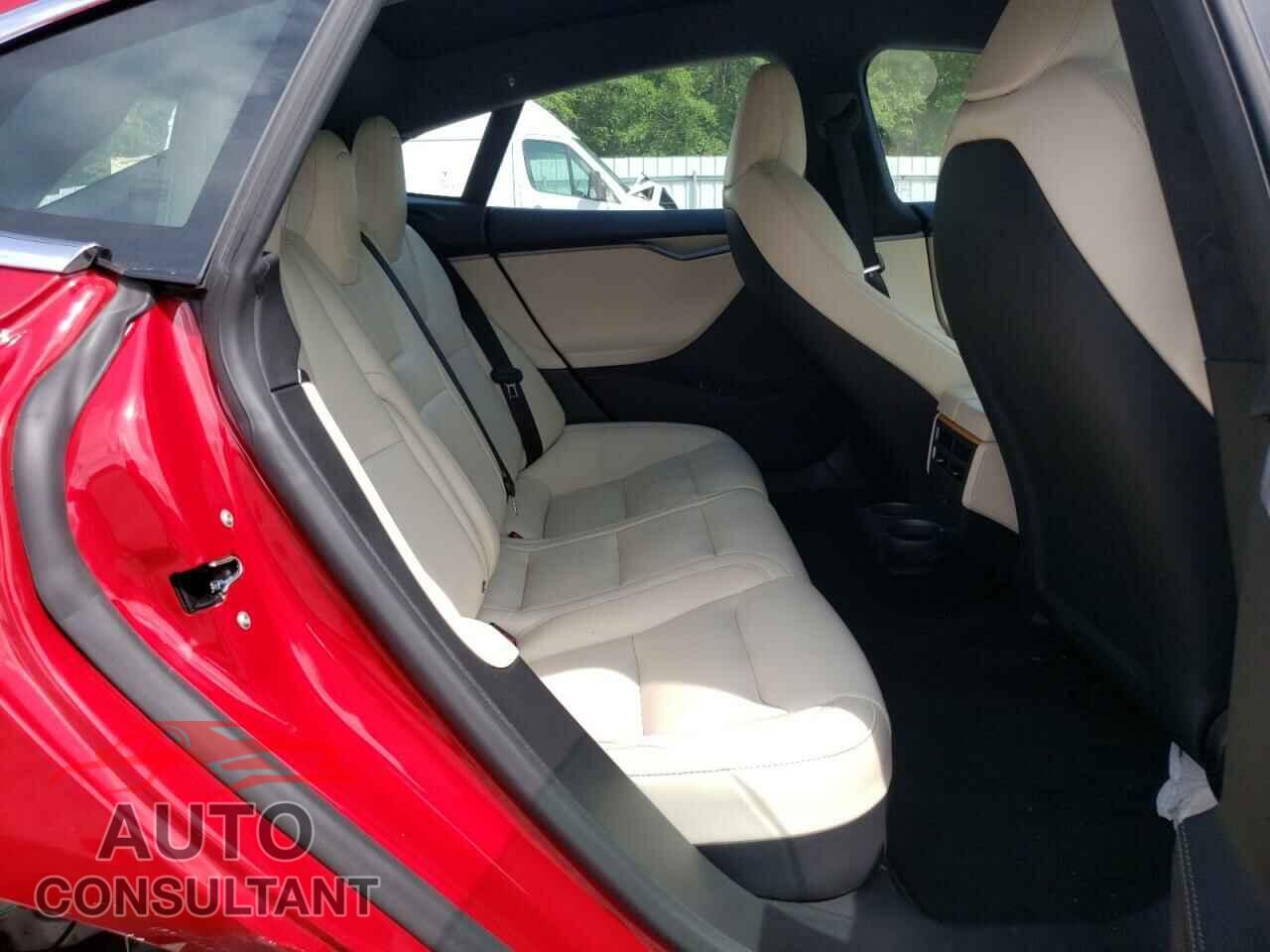 TESLA MODEL S 2021 - 5YJSA1E48MF418773