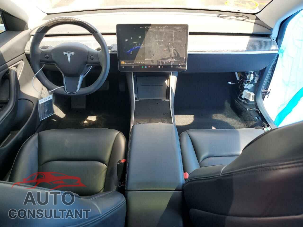 TESLA MODEL 3 2019 - 5YJ3E1EB2KF453989