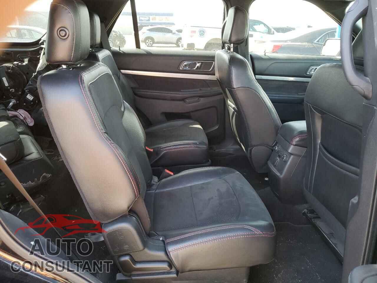 FORD EXPLORER 2018 - 1FM5K8D83JGB99838