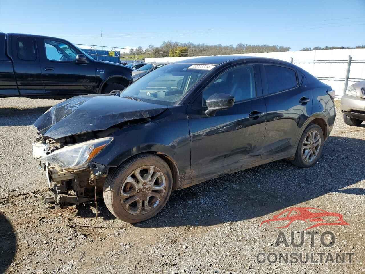 TOYOTA YARIS 2018 - 3MYDLBYV0JY311764