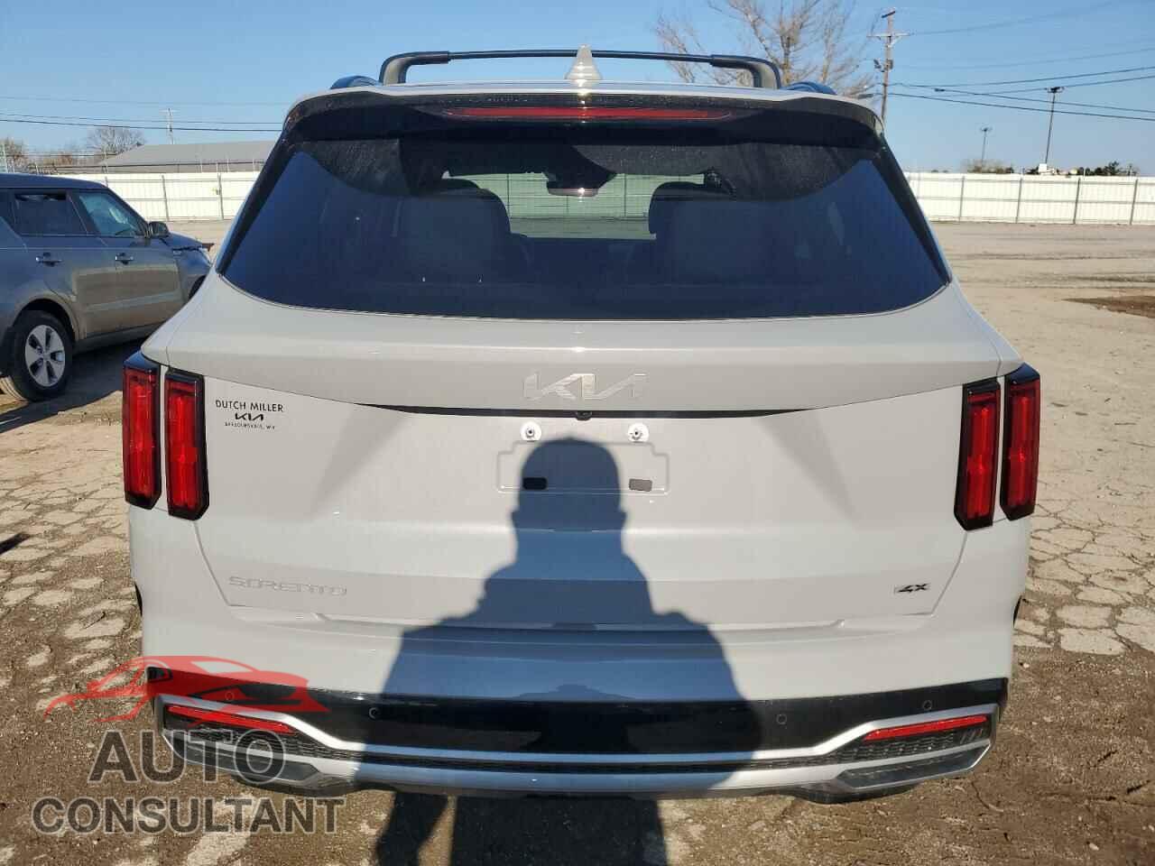 KIA SORENTO 2023 - 5XYRKDLFXPG241206