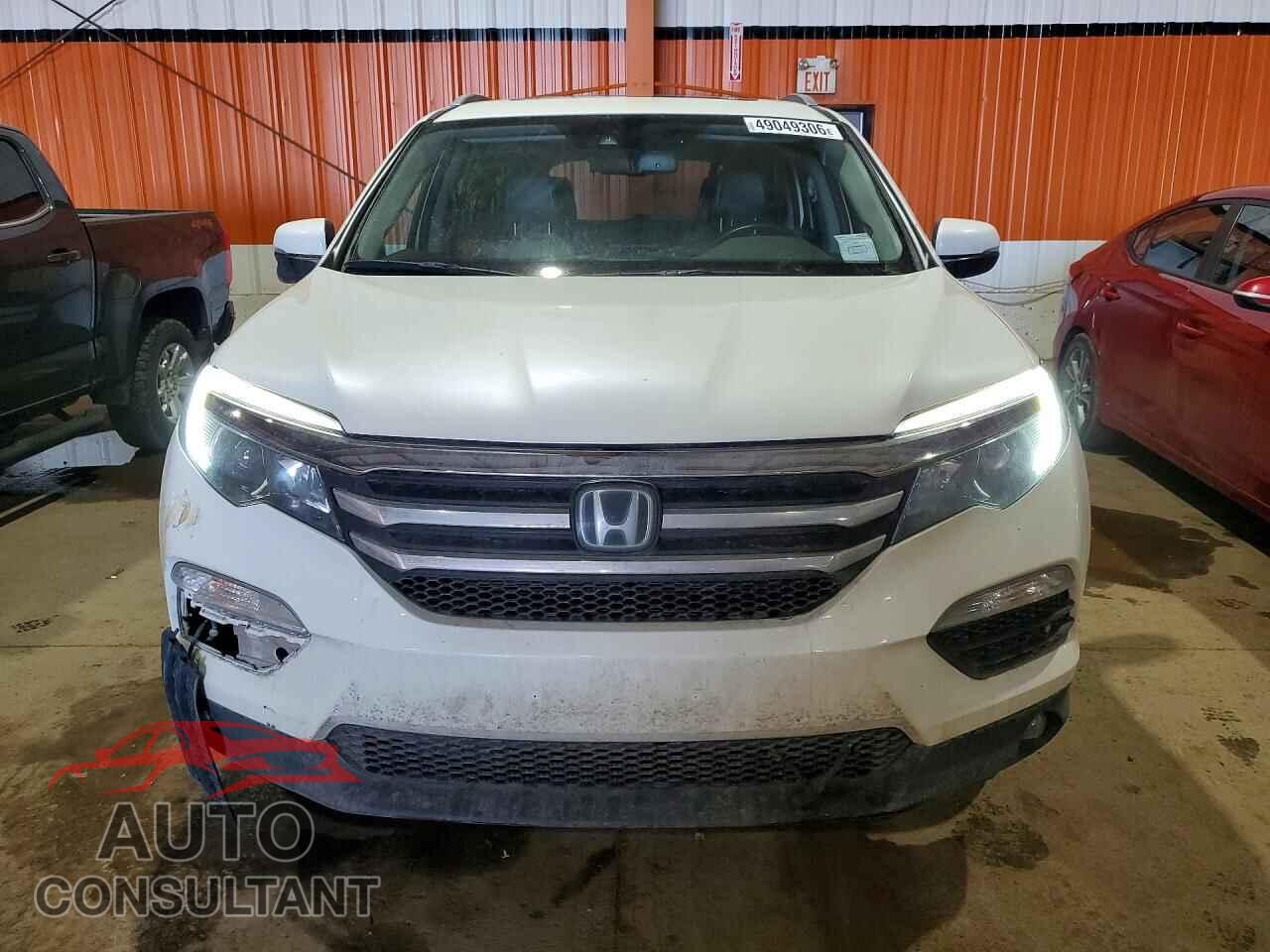 HONDA PILOT 2017 - 5FNYF6H79HB501701