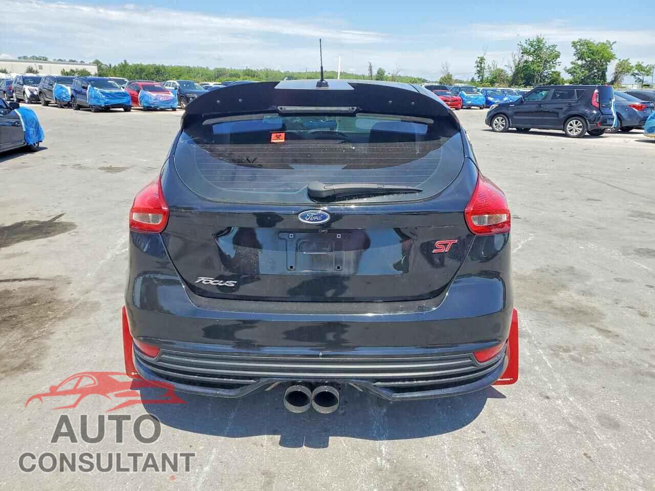 FORD FOCUS 2016 - 1FADP3L93GL389935