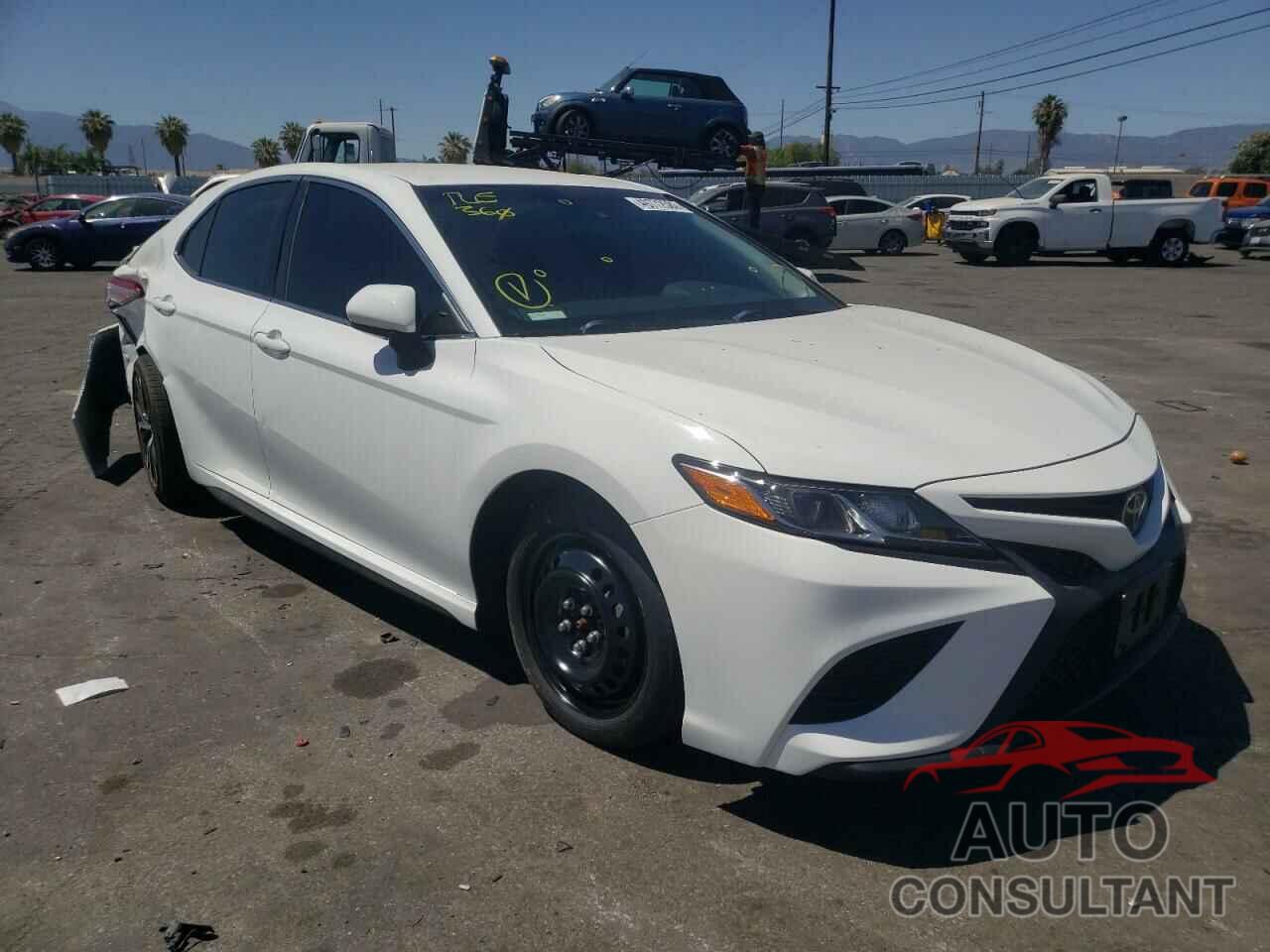 TOYOTA CAMRY 2018 - 4T1B11HK9JU131354