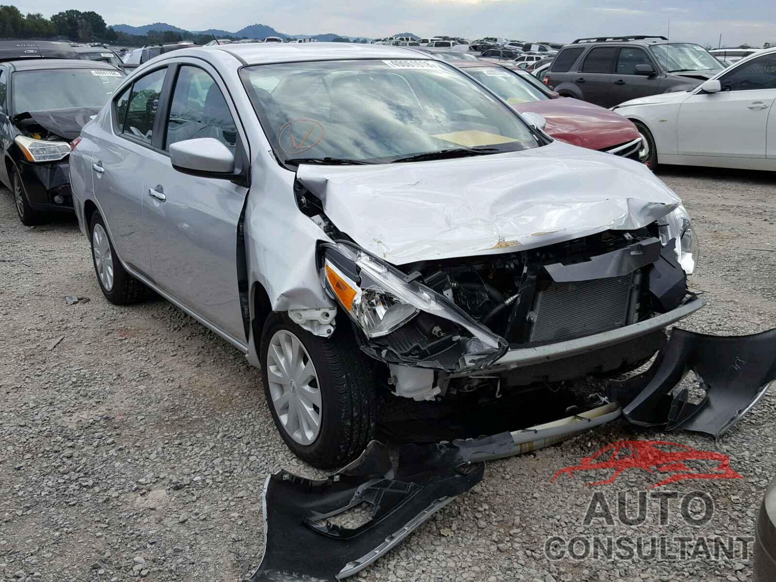 NISSAN VERSA 2018 - 3N1CN7AP7JL884884