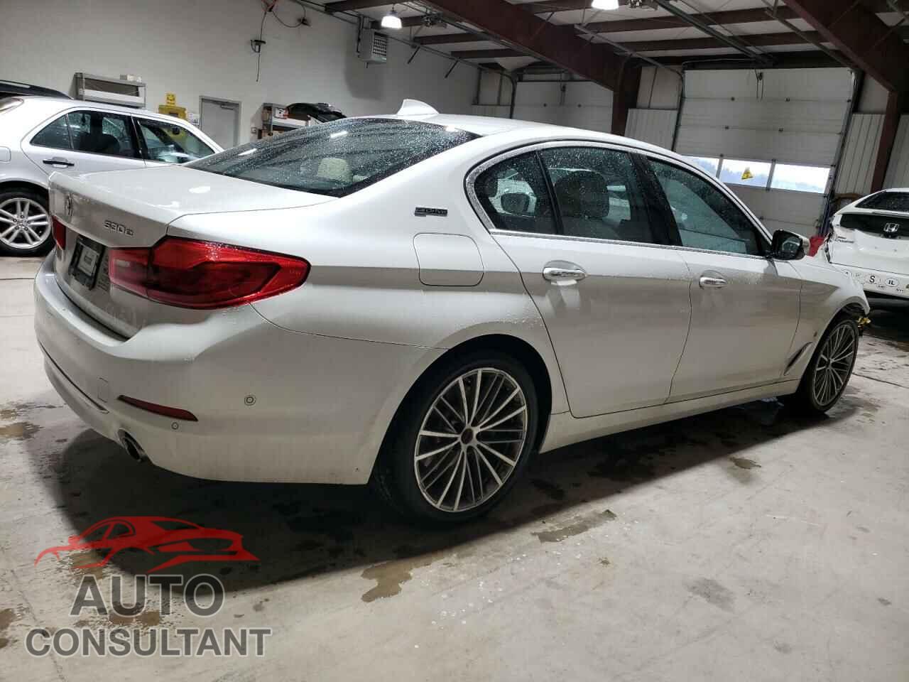 BMW 5 SERIES 2018 - WBAJB1C56JB374630