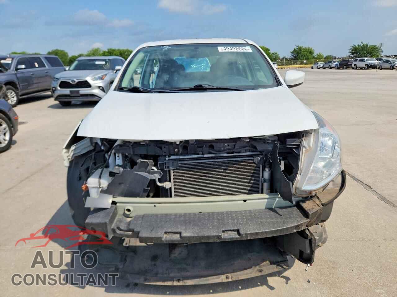 NISSAN VERSA 2019 - 3N1CN7AP3KL819581