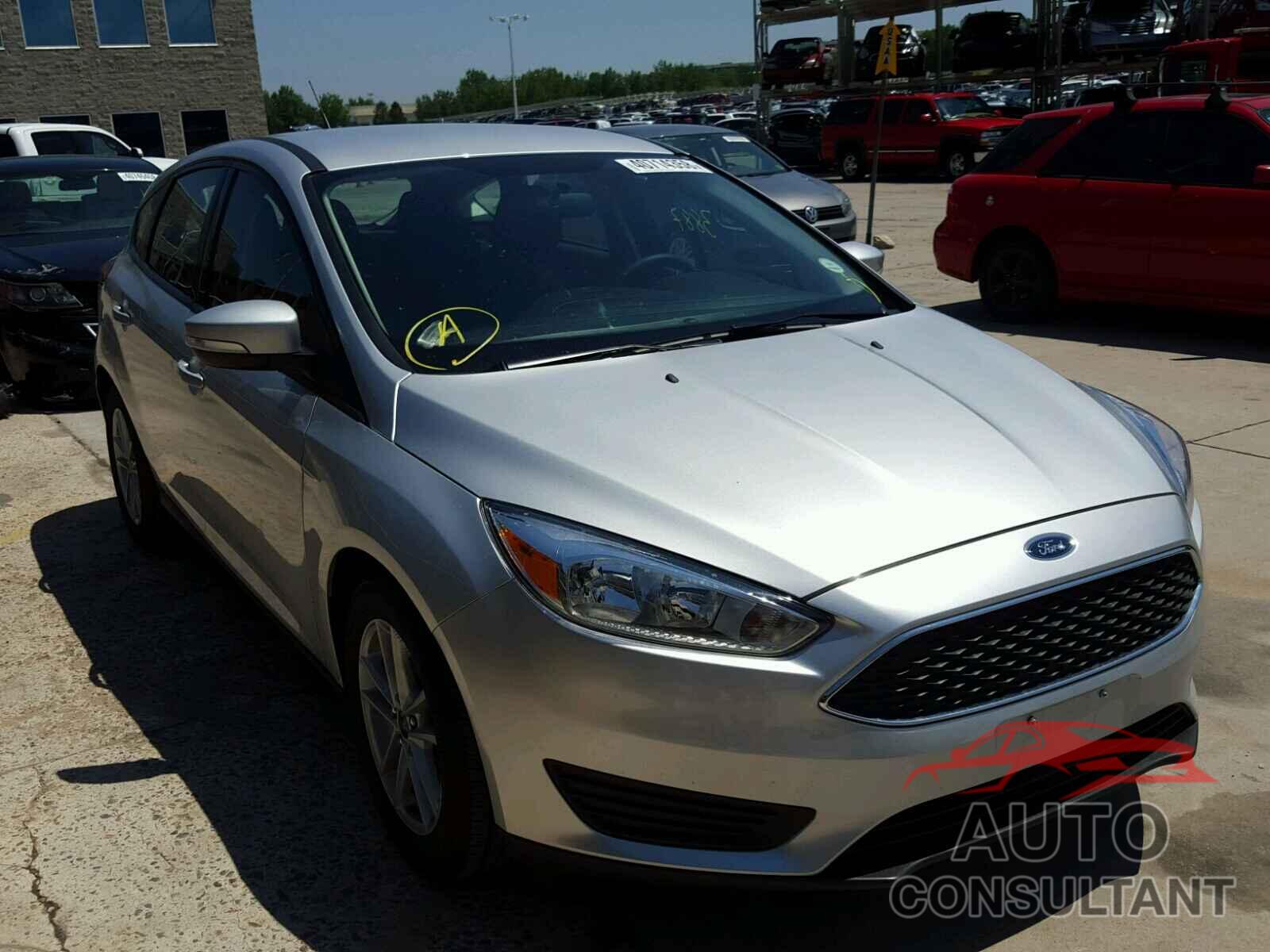 FORD FOCUS 2017 - 1FADP3K27HL348004