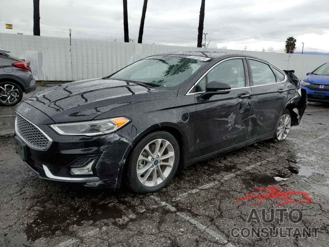 FORD FUSION 2020 - 3FA6P0SU3LR132475