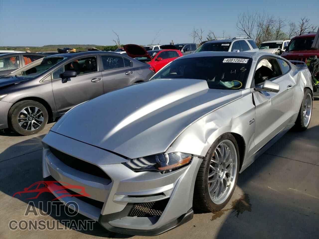 FORD MUSTANG 2019 - 1FA6P8CF9K5151192