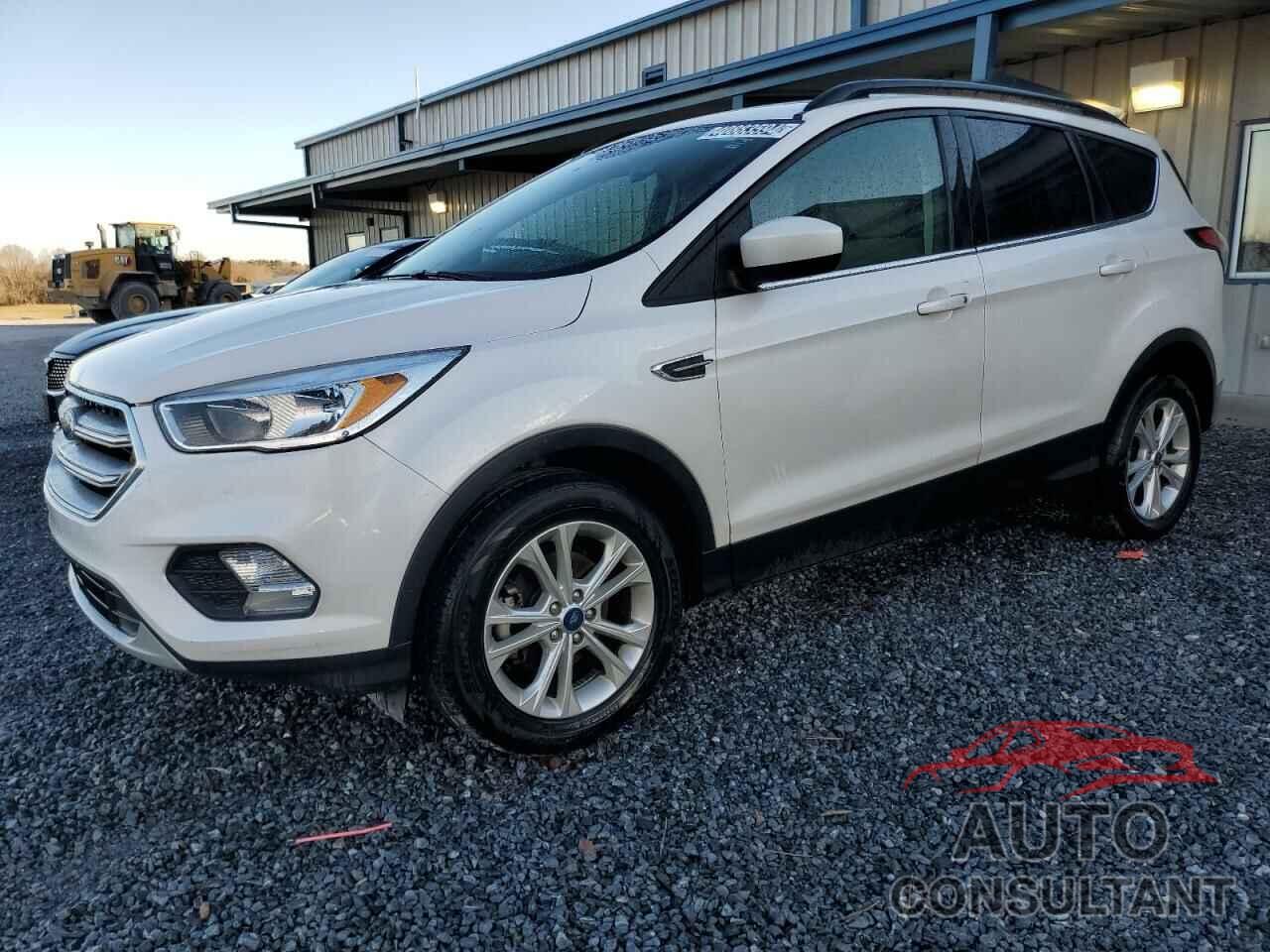 FORD ESCAPE 2018 - 1FMCU0GD5JUC18385