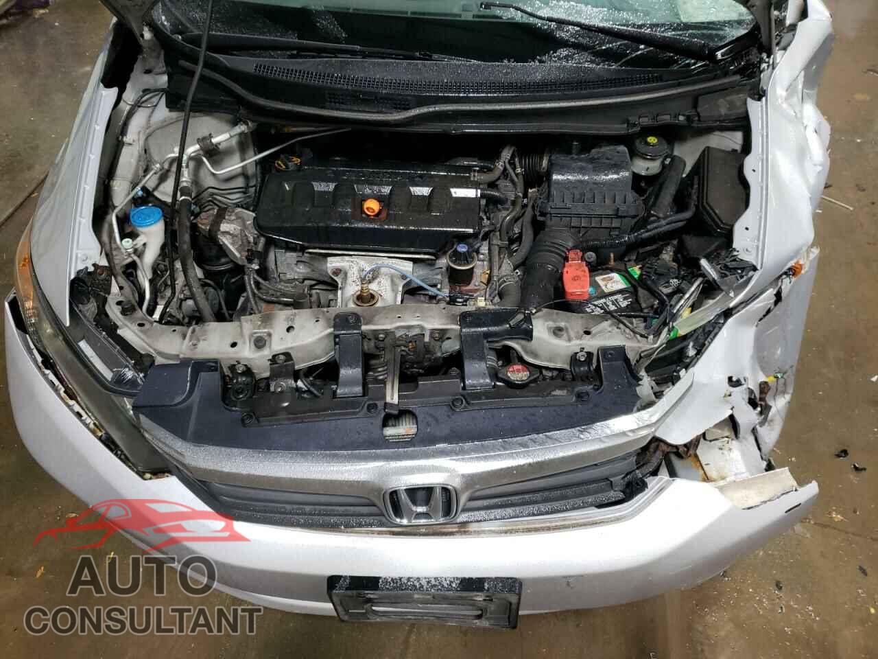 HONDA CIVIC 2012 - 2HGFB2F55CH500899