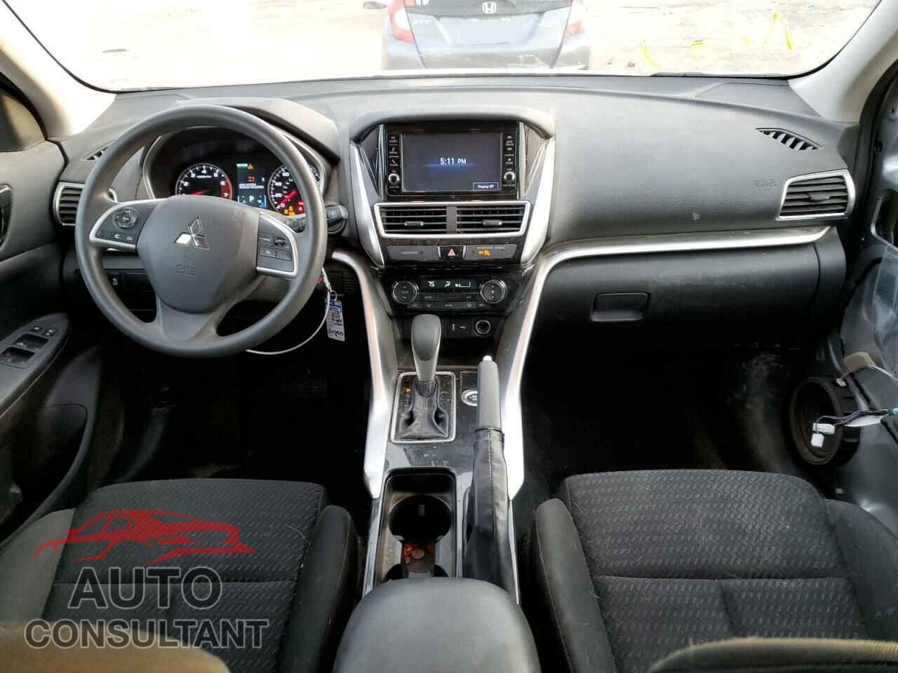 MITSUBISHI ECLIPSE 2018 - JA4AT3AA3JZ063945