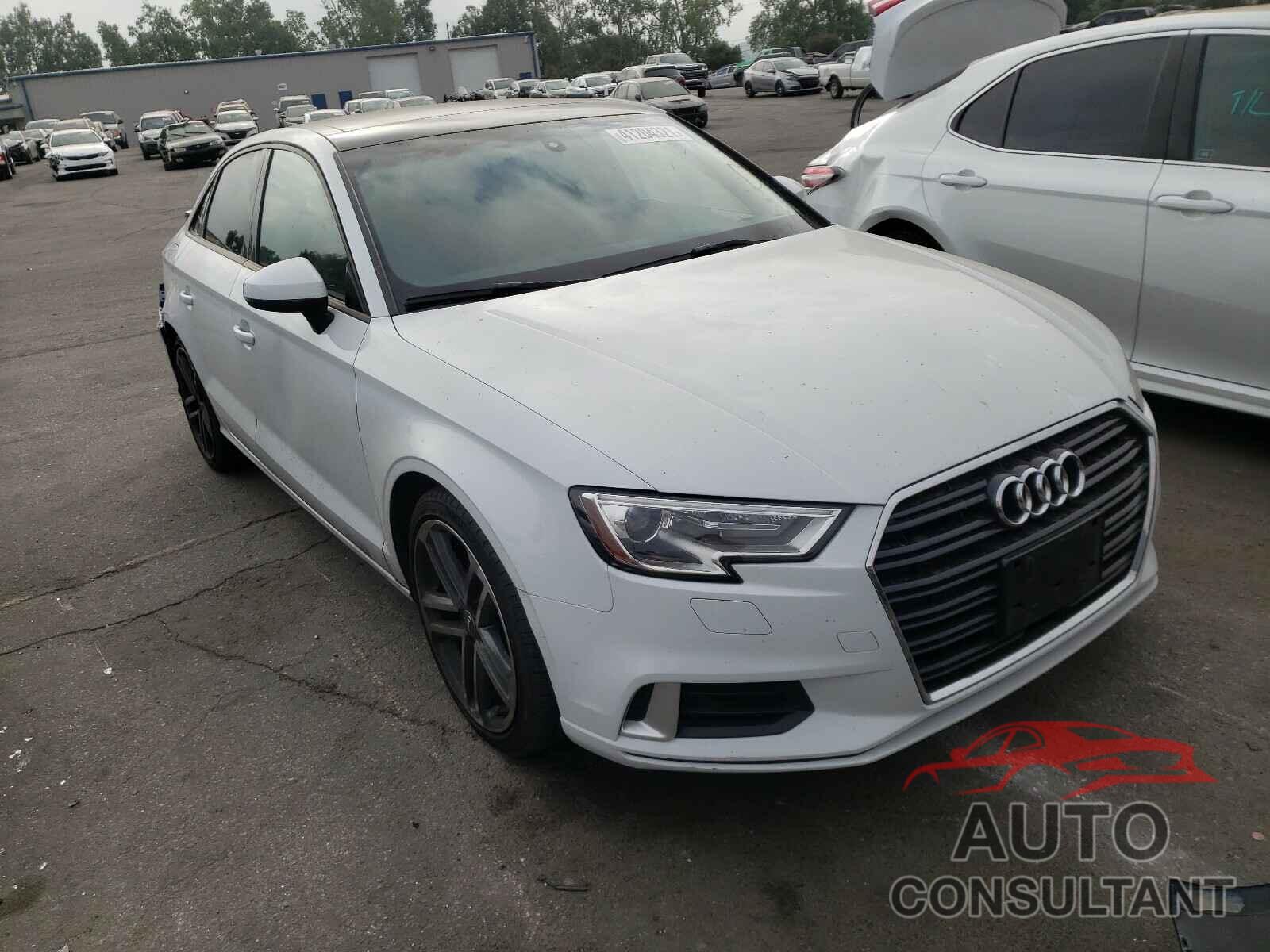 AUDI A3 2017 - WAUAUGFF6H1039983